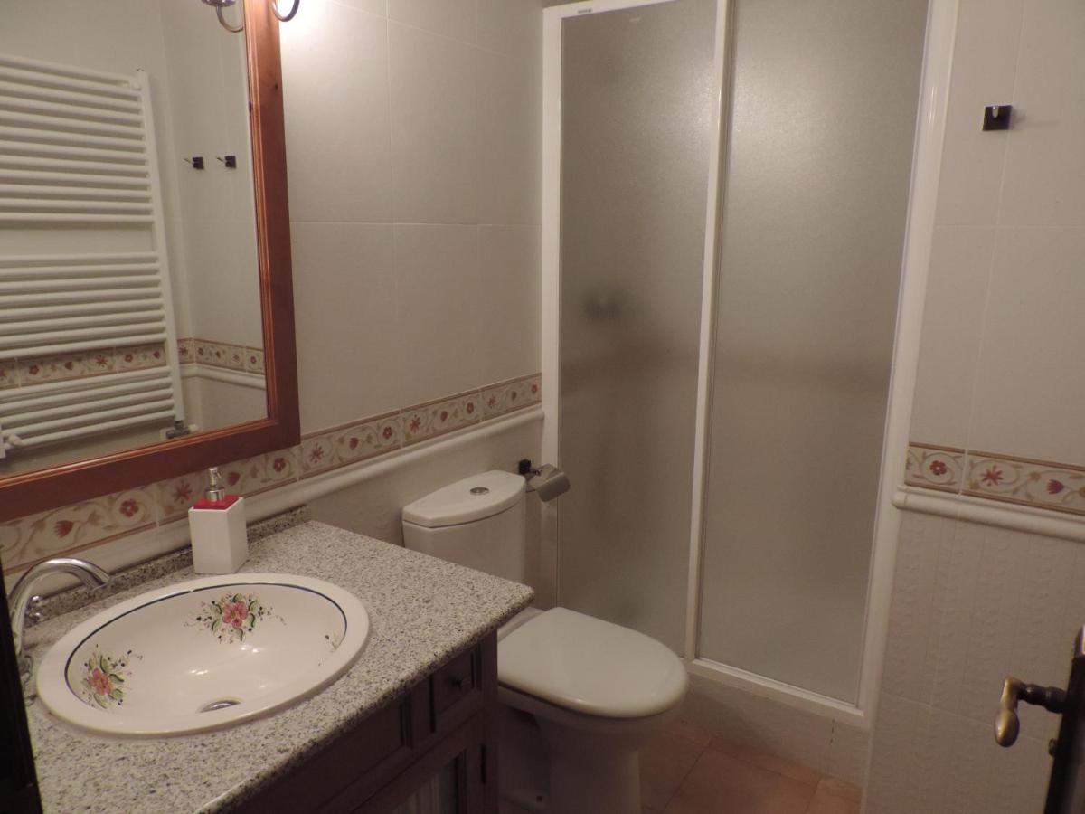 Apartamentos Turisticos El Refugio - Housity