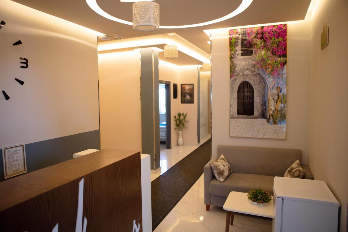 Hotel Univers - Housity