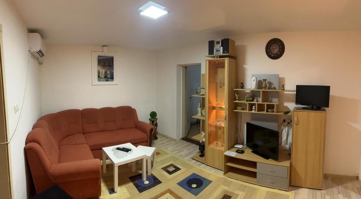 BOJANA12 - Housity