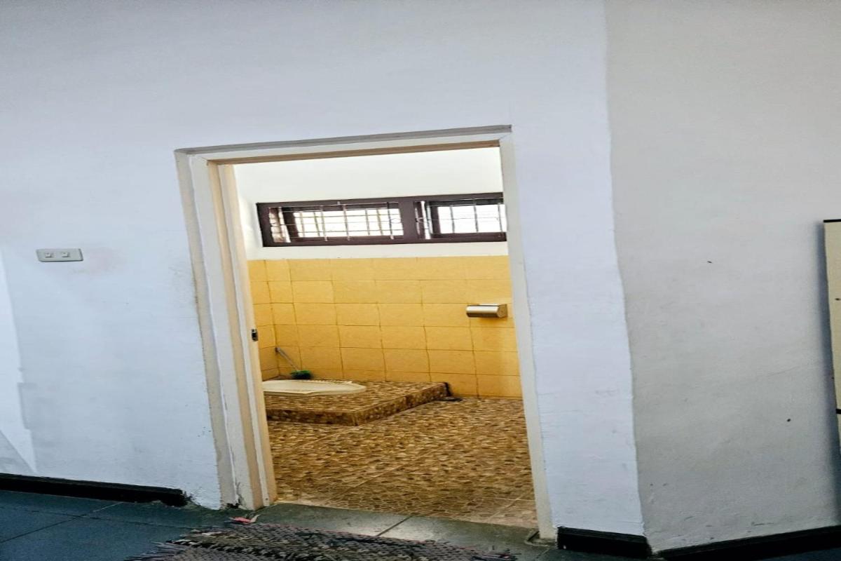 Rimbawan Guest House - Housity
