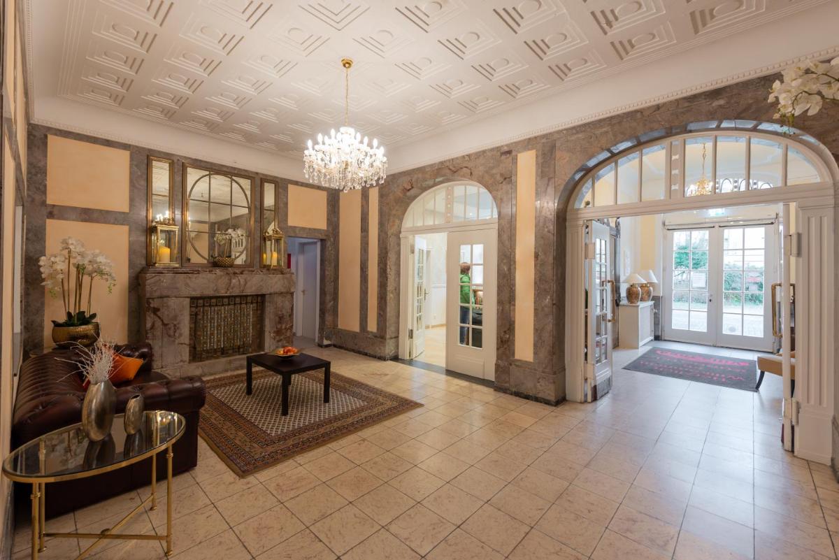 Villa Thea Hotel am Rosengarten - Housity
