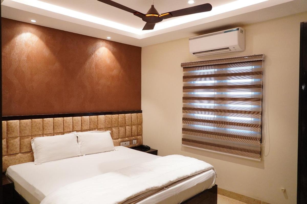 L. R RESIDENCY - Housity