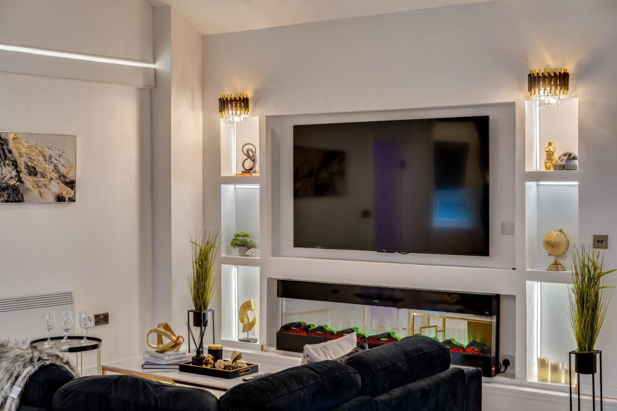 Sky Way Apartments - Housity