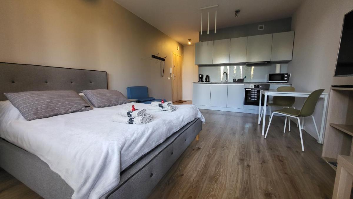 Apartament pod Dębowcem - Starzyńskiego Valley - Housity