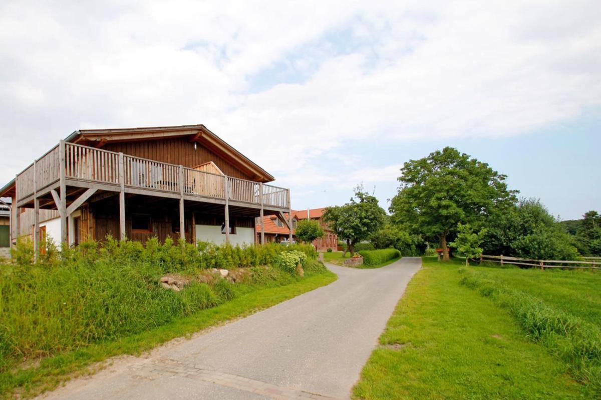 Aschenputtel - Housity