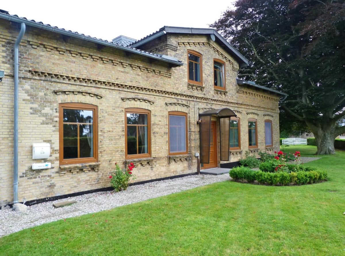 Schleistern - Housity