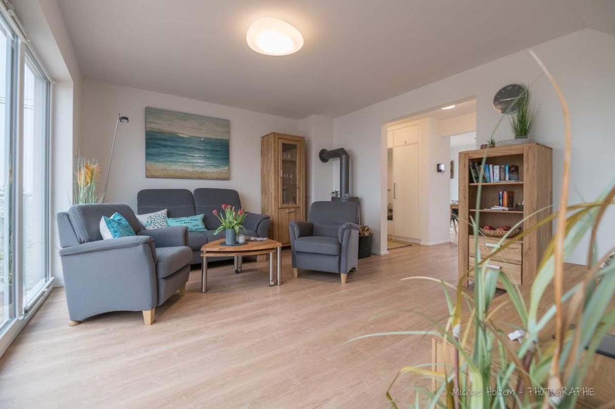 Marina Lounge - Housity