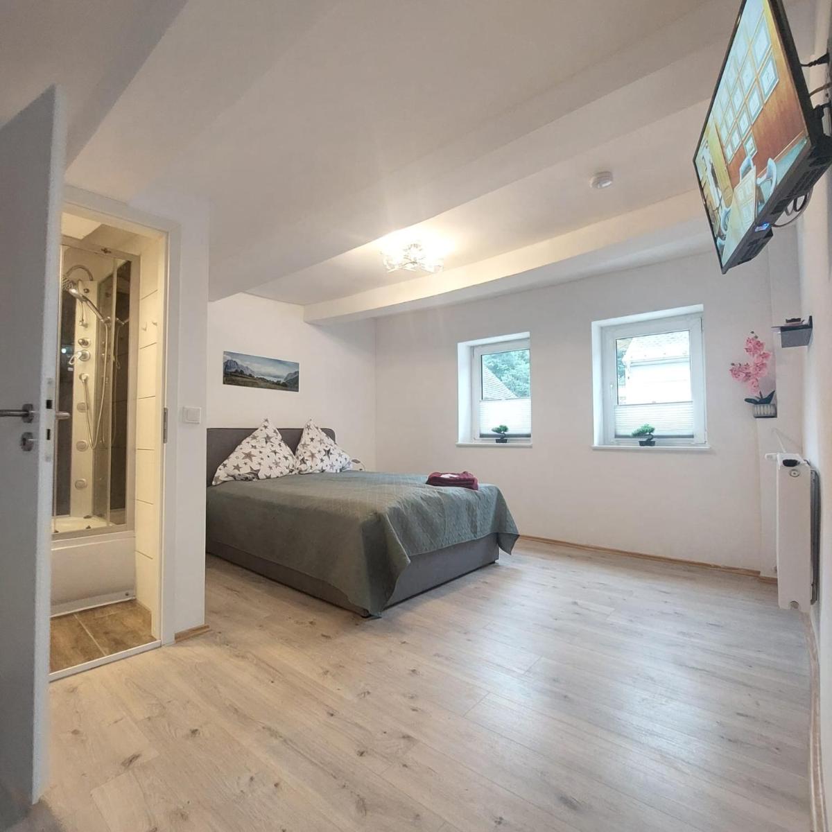 Hotel Bei Maria - Housity
