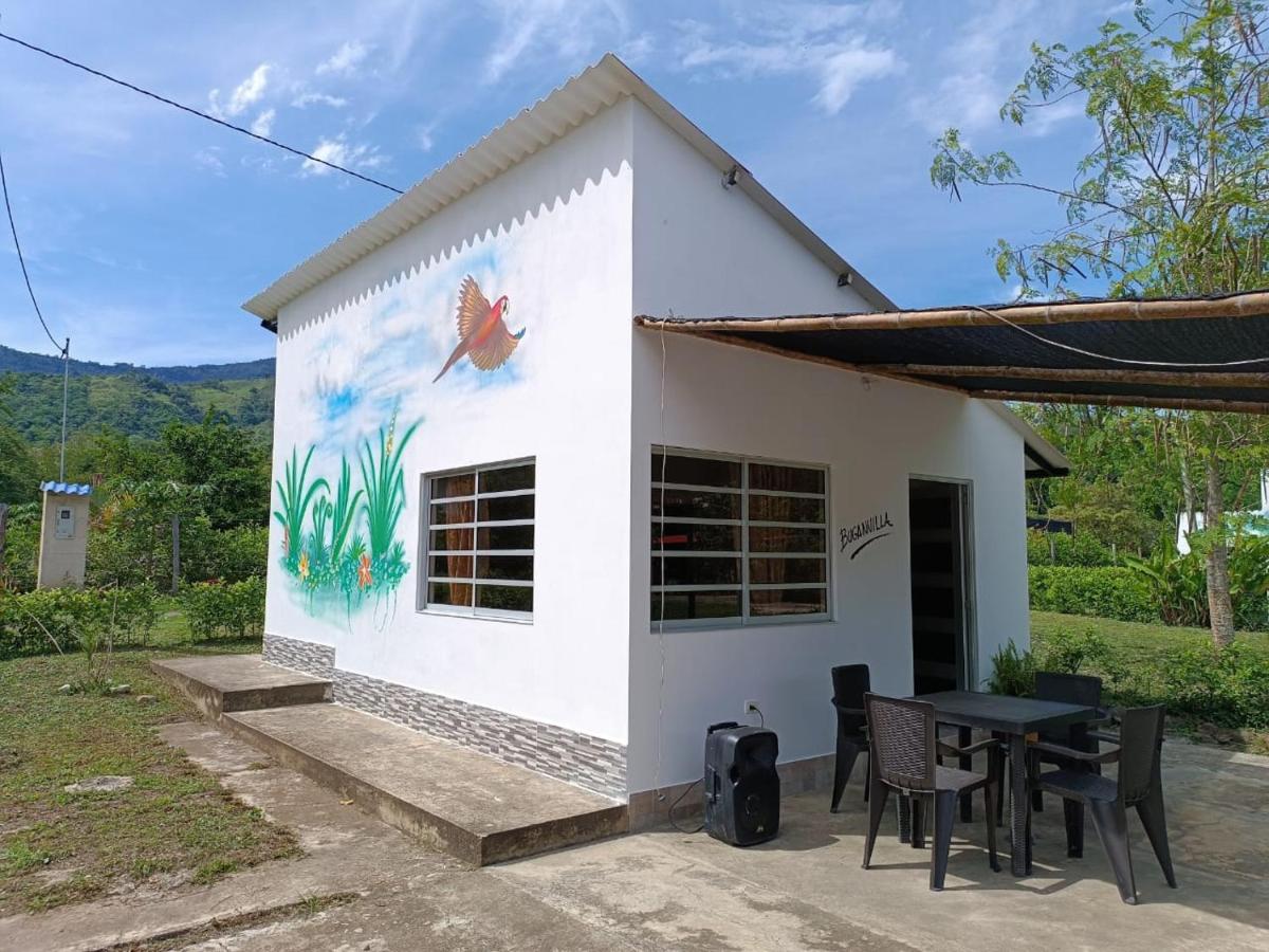 Cabaña Bugambilla - Villeta - Housity