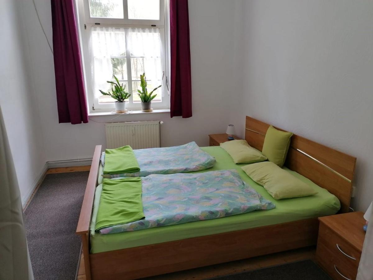 NEU! Ferienwohnung in Kehrberg mit Pool - Housity