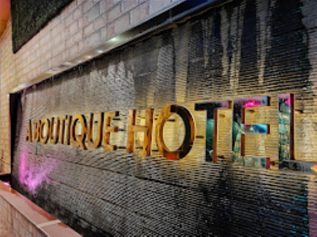 The Grand Empire Best 4 Star Luxury Hotel in Patna - Housity