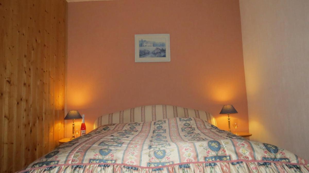 Pension Waldhaus - Housity