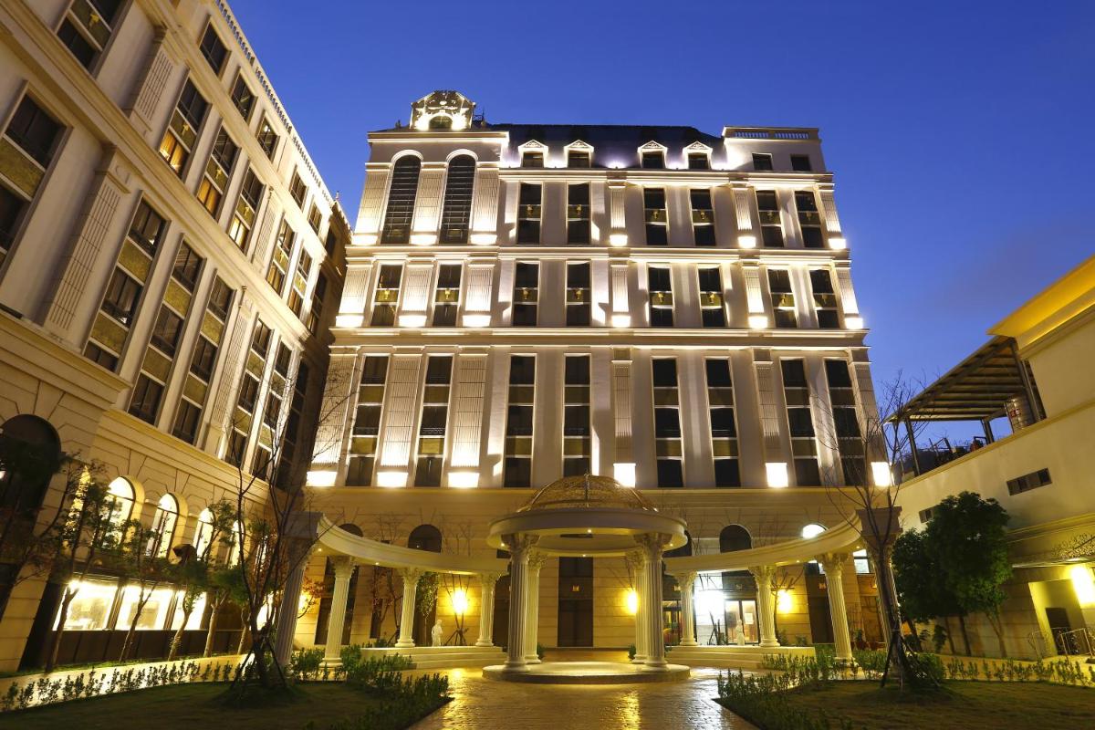 Golden Tulip - Aesthetics - Housity