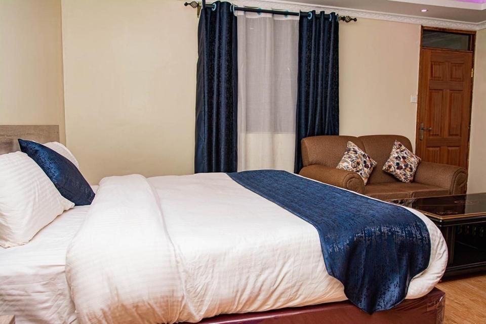 Suitetrails - EBISA HOTEL LIMITED
