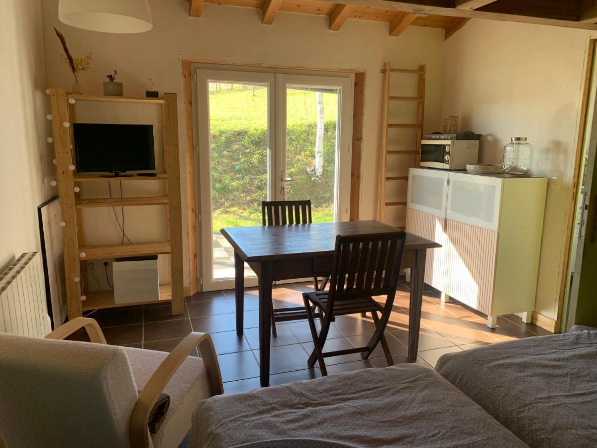 Studio Laina avec piscine, spa optionnel - Housity