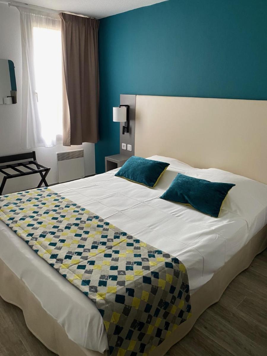Hotel The Originals Romans-sur-Isère Le Clos des Tanneurs - Housity