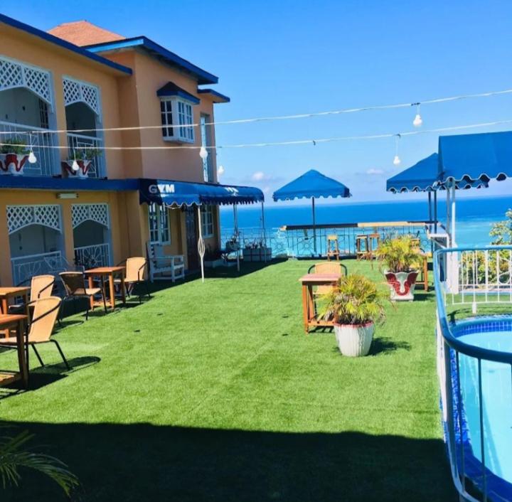 Big Apple Hotel - Housity