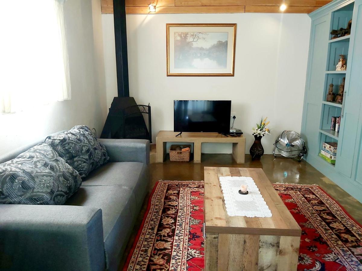 Suitetrails - At Our Meerkat and Rehoboth Self Catering Lodges, Clarens