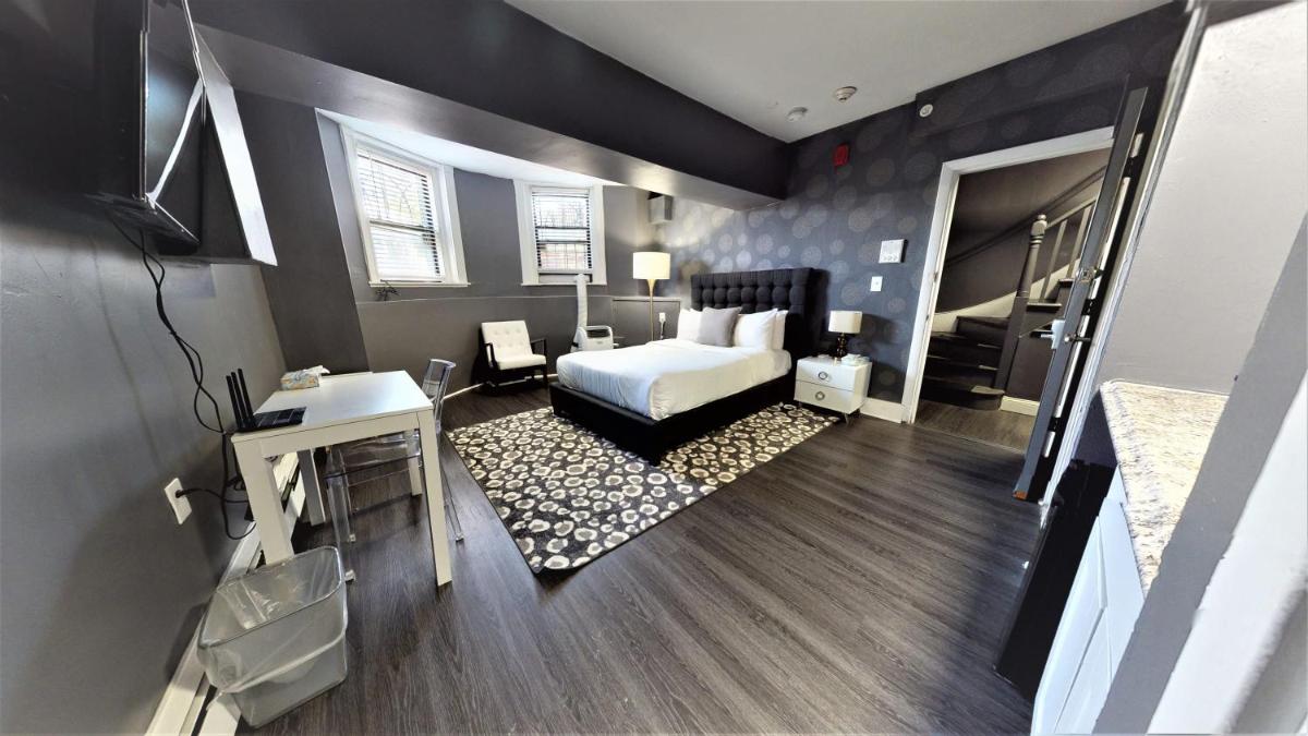 Prices And Location CANNOT Be Beat! 1B1 - Housity