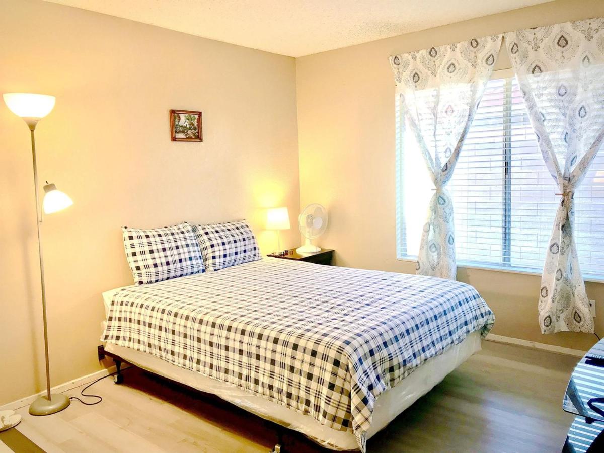 Independent bedroom with private bathroom#2 - Housity