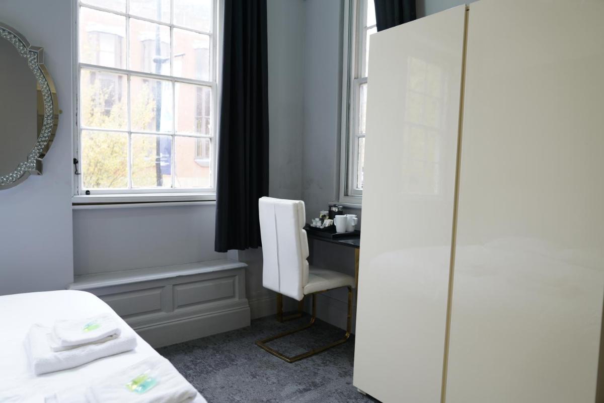 Royal Hotel Kettering - Housity