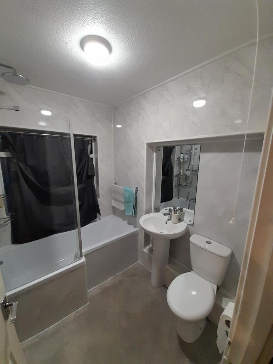 Rob's B&B - Housity