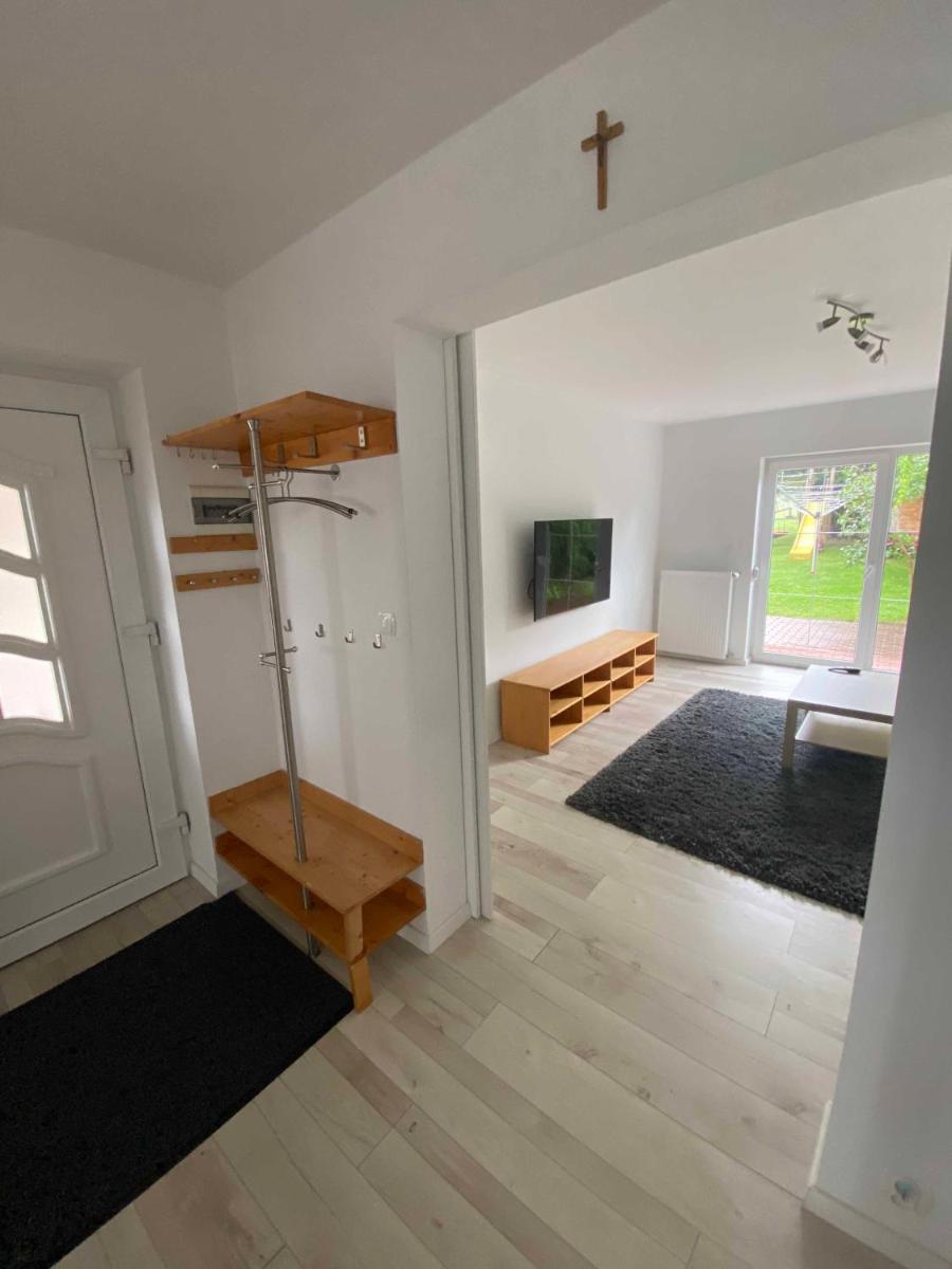 Kleine schöne Doppelhaushälfte - Housity