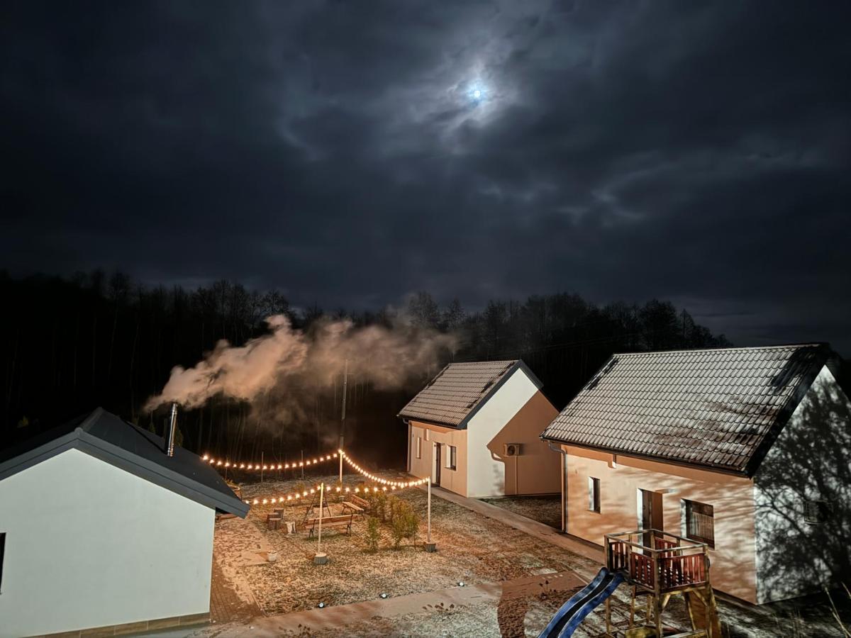 Przystań nad Legą - Housity
