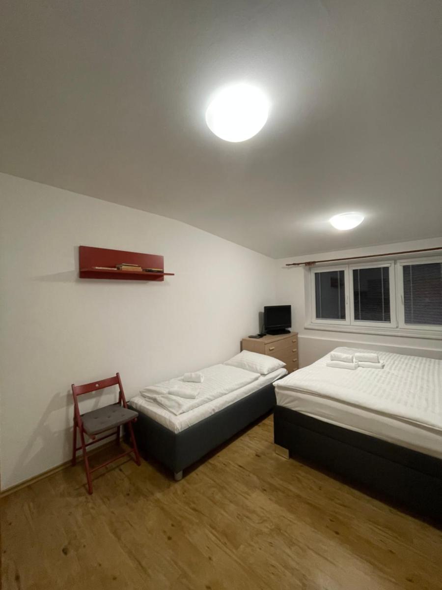 Apartmán v Lipně nad Vltavou 25 - Housity
