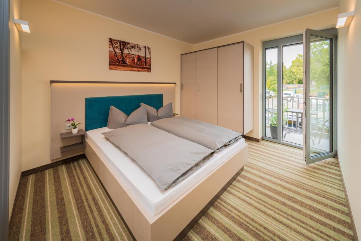 ELLY Hostel - Housity