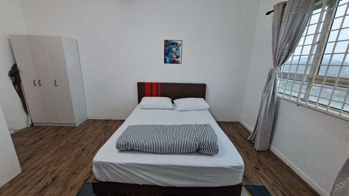 1201 Apartment Ladang Tok Pelam TepiPantaiBatuBuruk - Hizvo