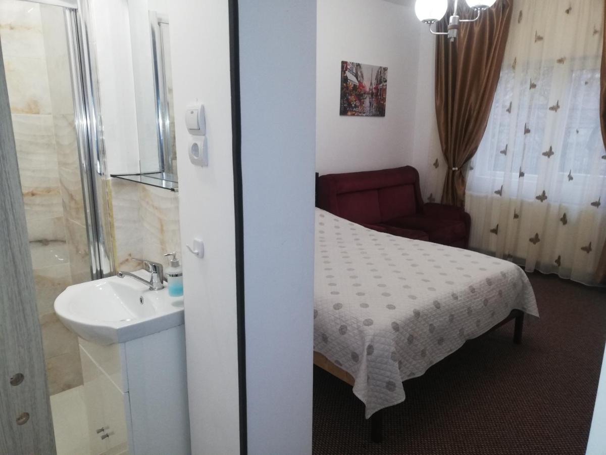 Casa Bucur - Housity