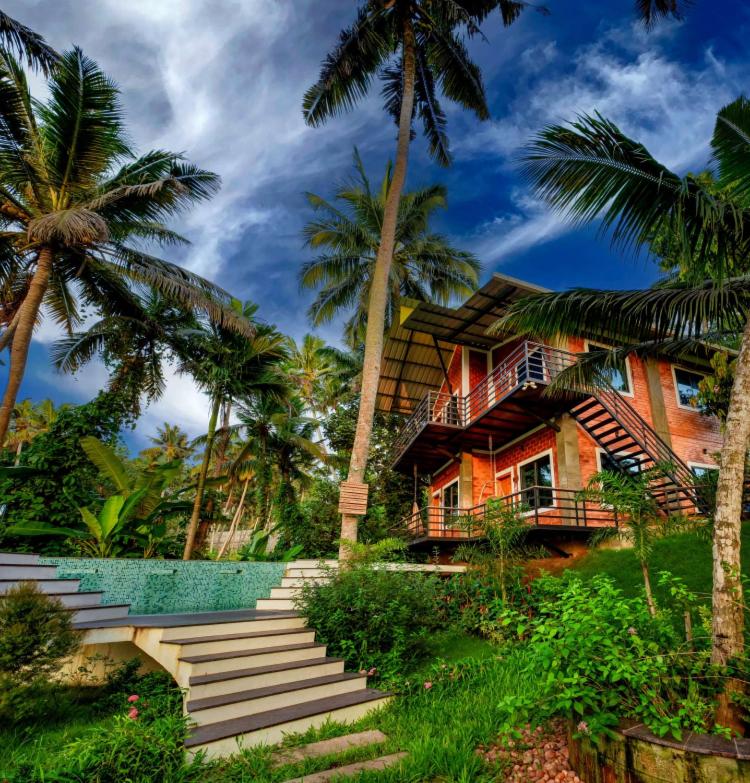 Elite Inn Cholai Lake View Resort - Housity
