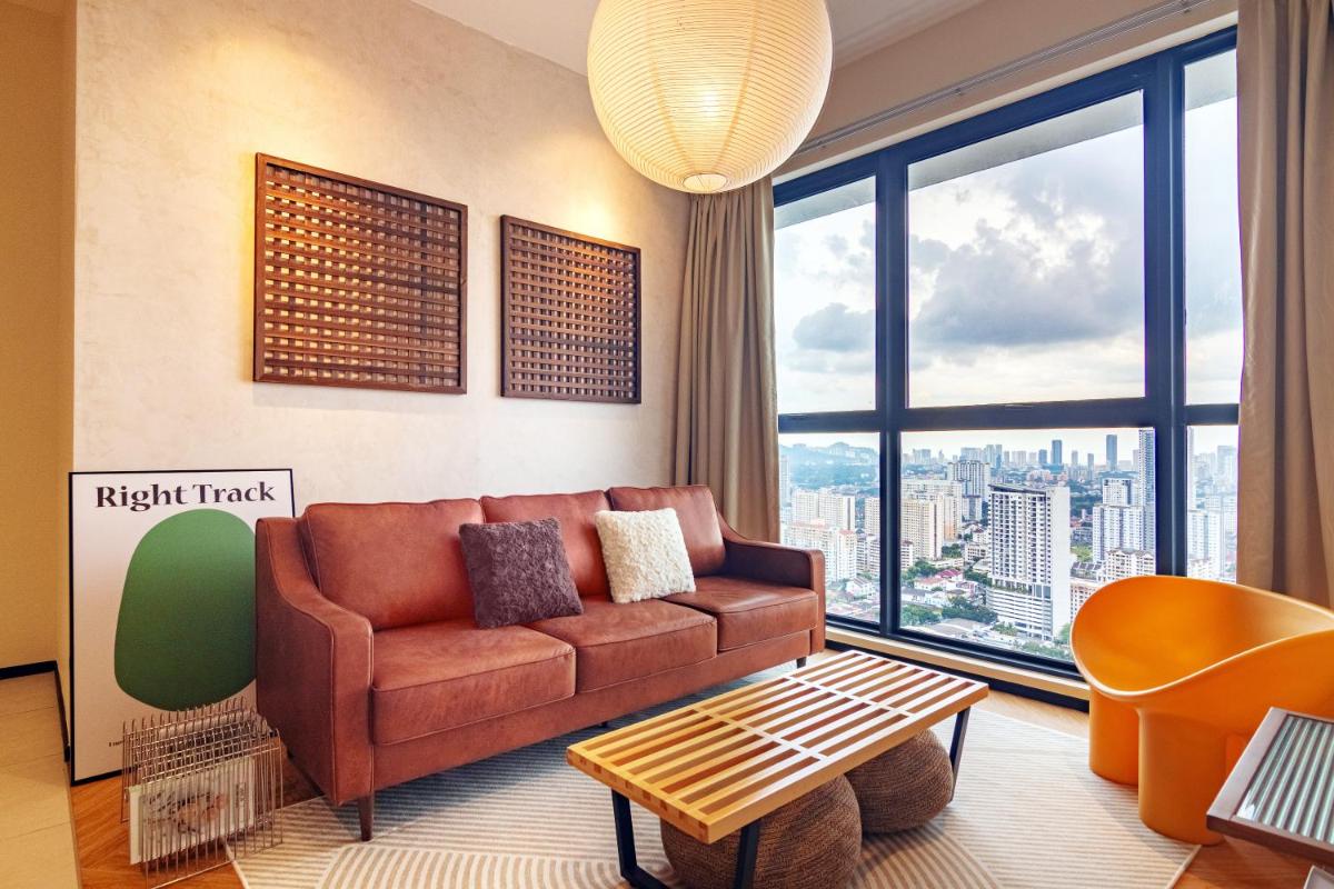 Urban Suites, Classic Collection by Stellar ALV - Housity