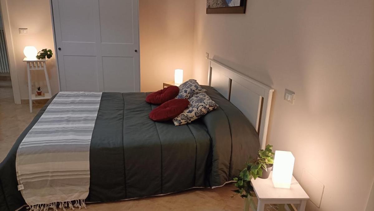 Cozy House con Corte Privata in Centro Storico AQ - Housity