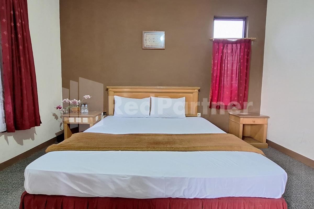 Hotel Graha Muslim RedPartner - Housity