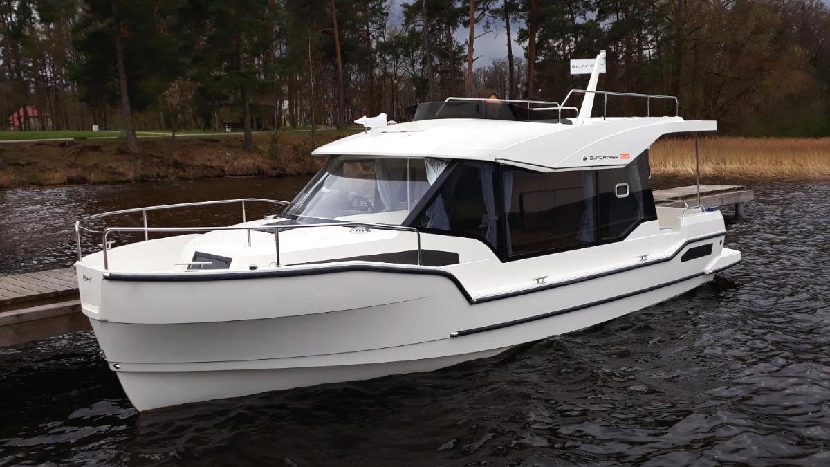 Houseboat Holidays Italia - Housity