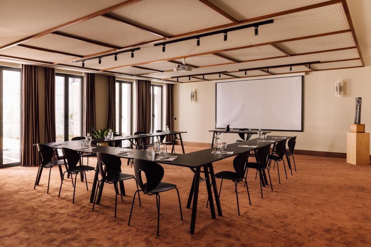 A área empresarial e/ ou a sala de conferências de The Rebello Hotel & Spa - Small Luxury Hotels Of The World
