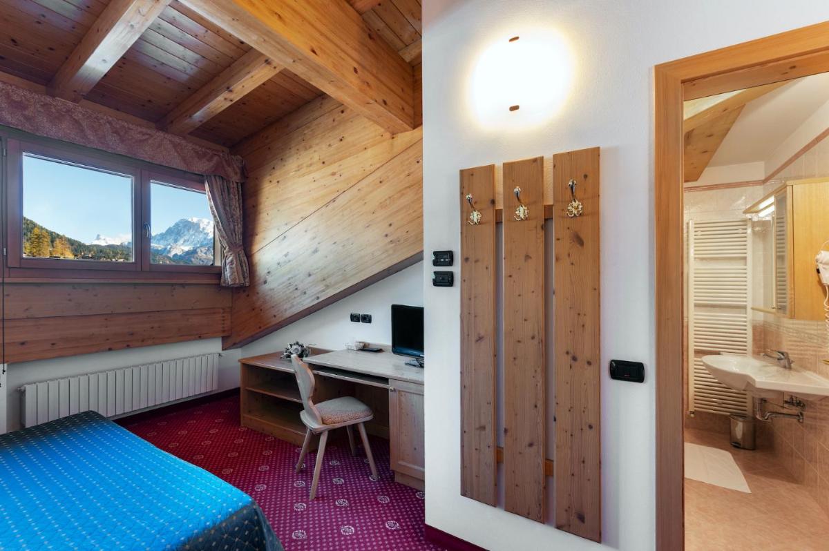 Sport Hotel Cristal - Housity