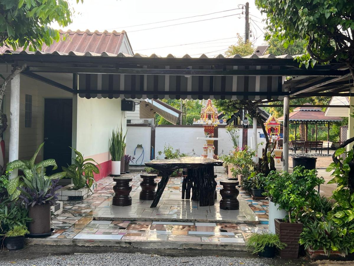 Suanpai Resort Sattahip - Housity