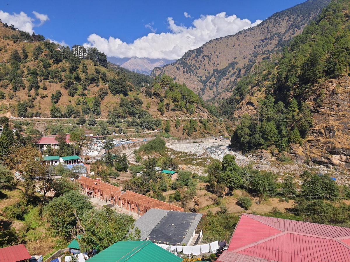 Namami Gange Hotel & Restaurant - Housity