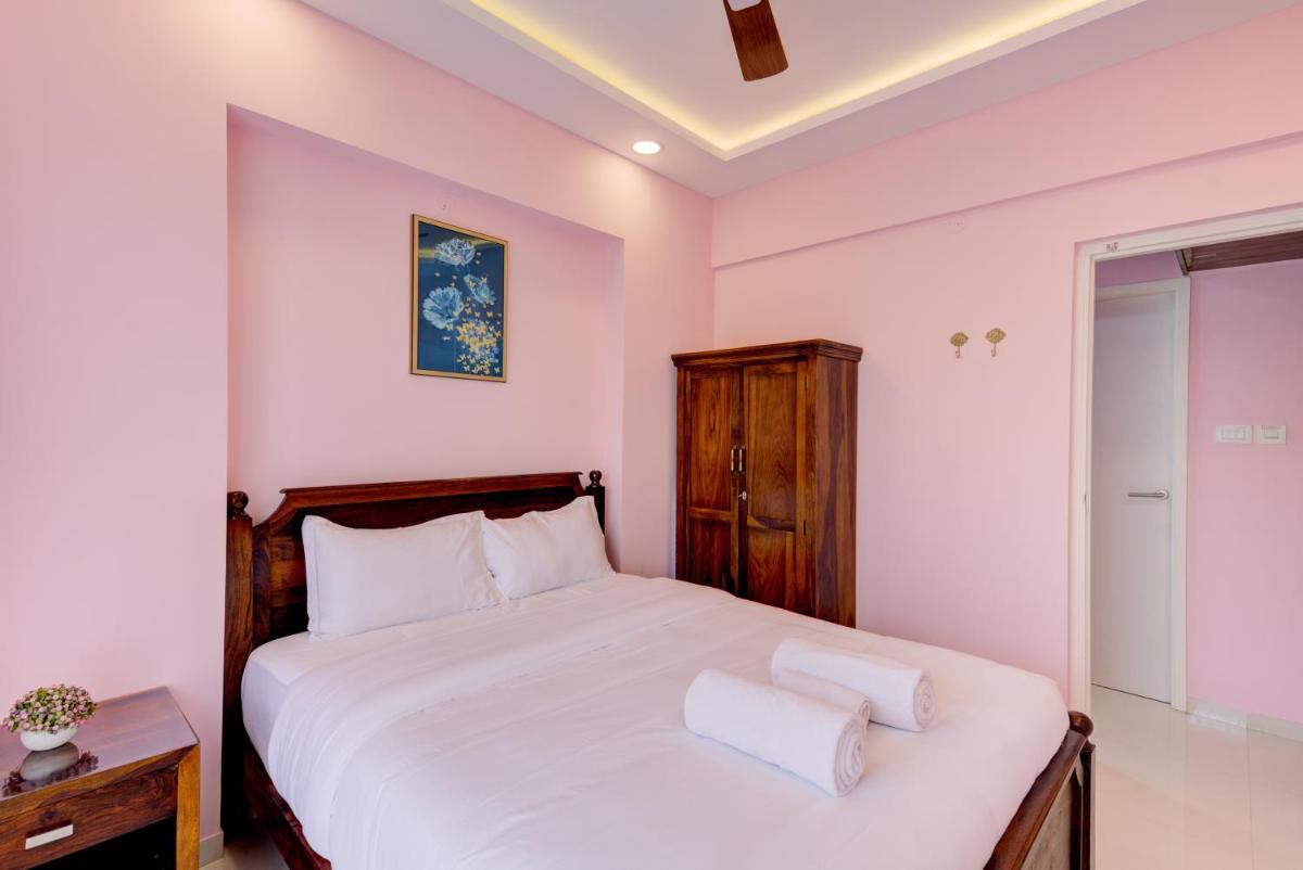 Cozy 2BHK 4km from GOI airport - 15 min to Cansaulim Beach South Goa - Swimming pool access - Housity