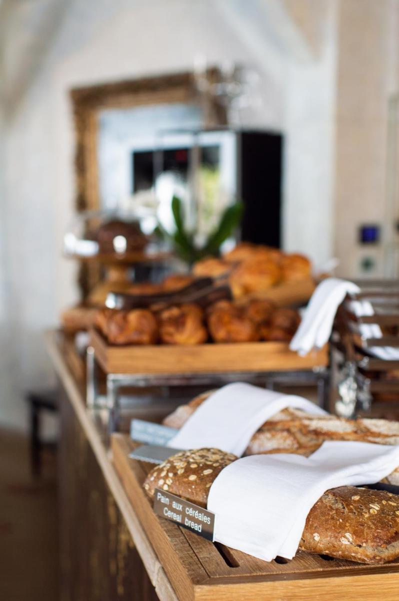 Nourriture dans l'hôtel ou à proximité