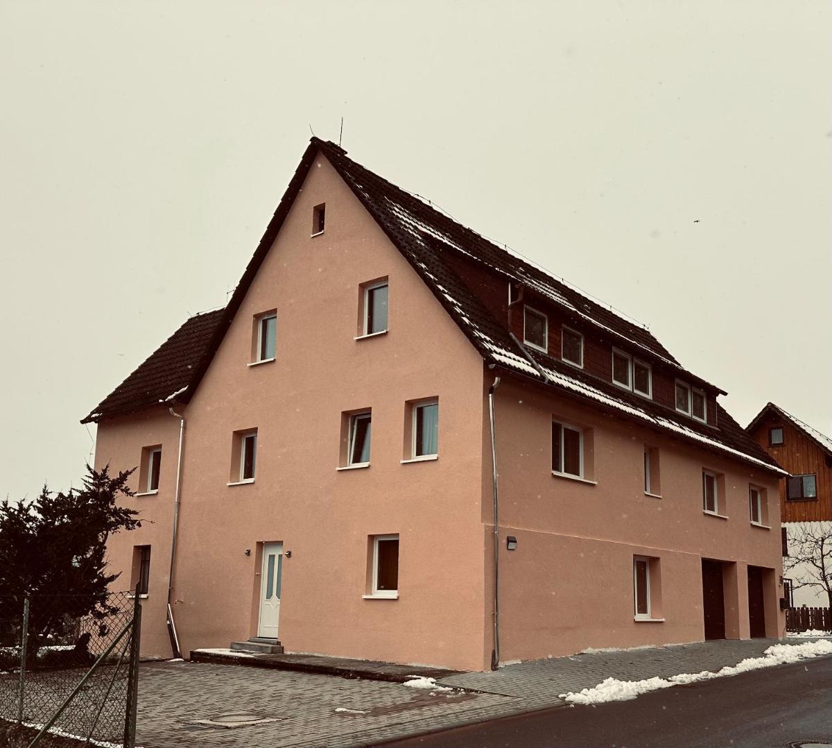 Suitetrails - Große und helle 3 Zi Wohnung in Loßburg, Schwarzwald