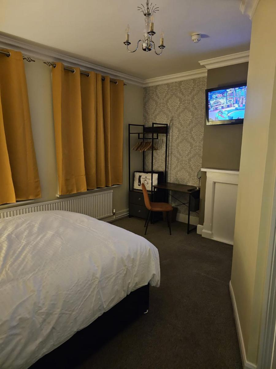 The Market Hotel - Housity