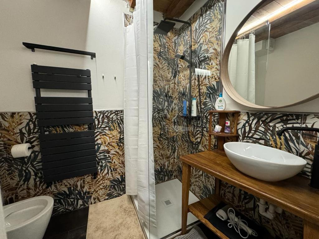Venus Two-Floored Stylish Apartment in the City Center - Hizvo