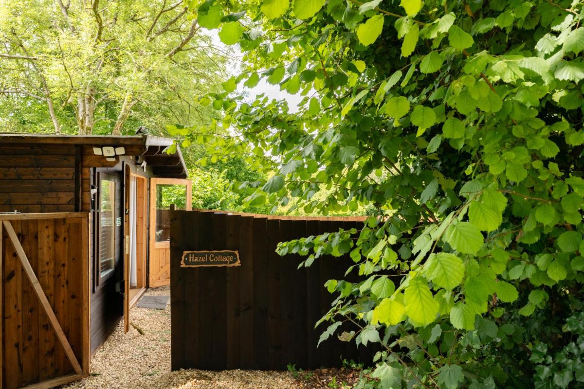 Hazel - Connect to the Nature in the Hot tub - Housity