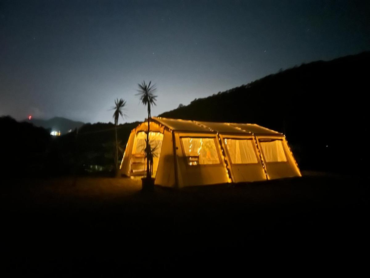 Glamping at Mirimbi - Housity