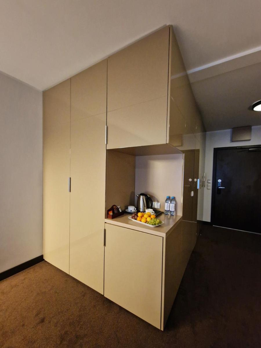 Platinum Apartments Aparthotel - Housity
