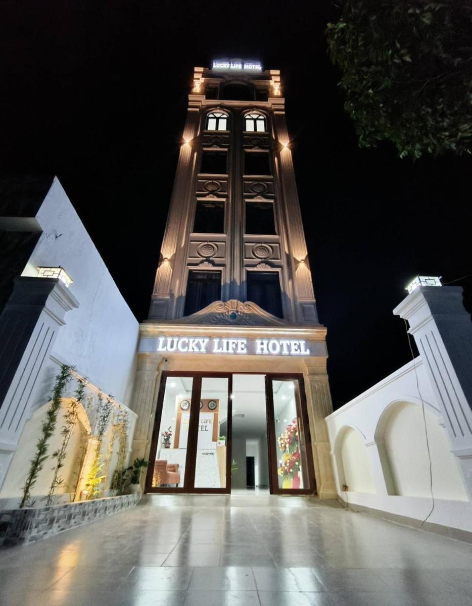 lucky life hotel - Housity